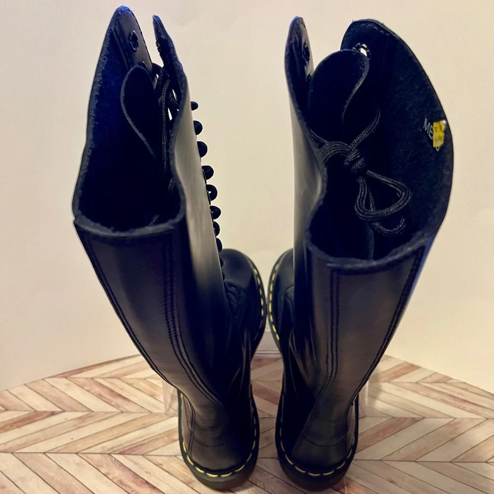 Dr Martens 11300 Knee High 20 Eye Womens 5 Boots Black Leather Lace Up Goth Punk